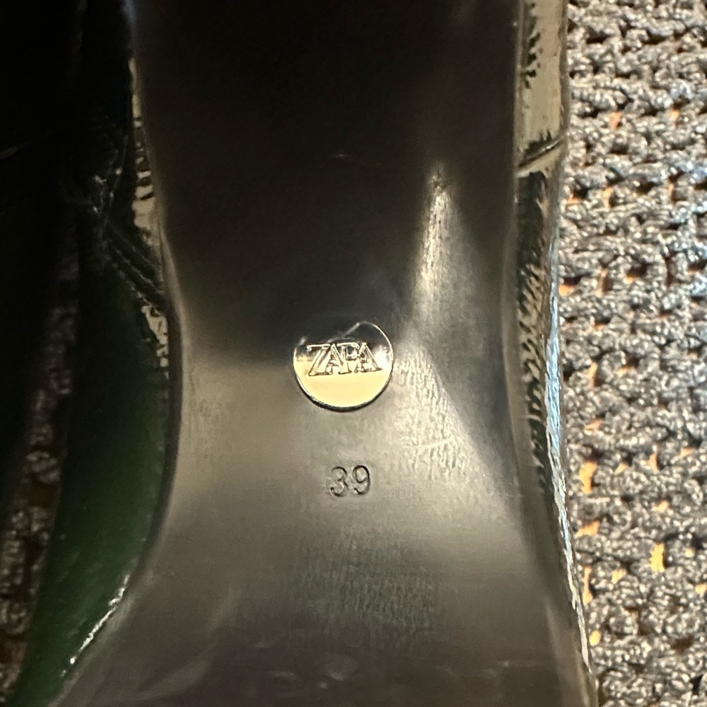 Zara Glossy Green Square Heeled Ankle Boots - Picture 10 of 10